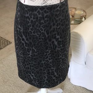 Short animal print skirt